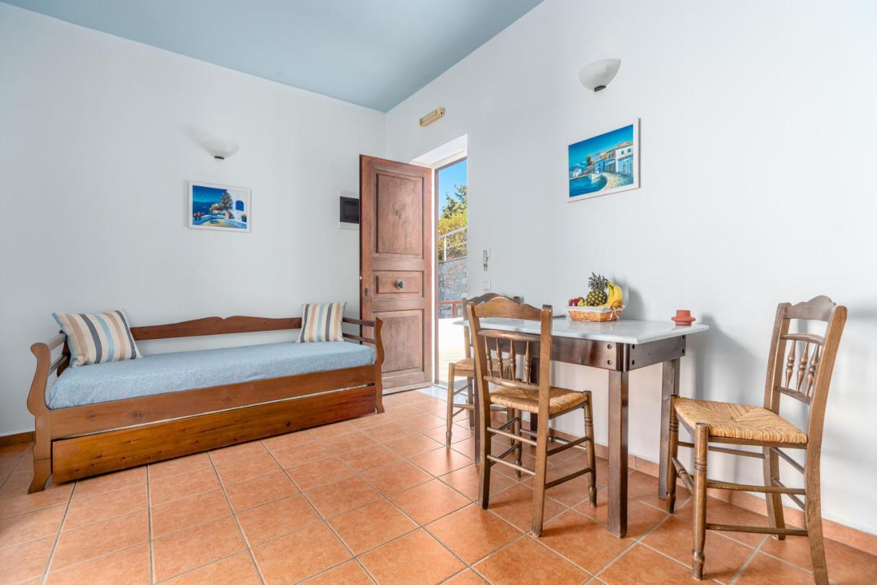 Reggina'S Apartments Finikas  Exterior foto